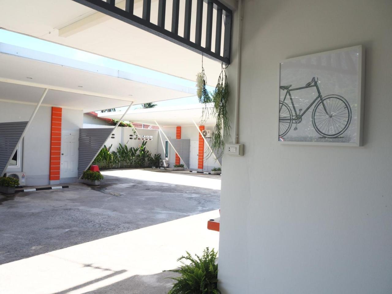 Sichon Modern House Hotel ภายนอก รูปภาพ