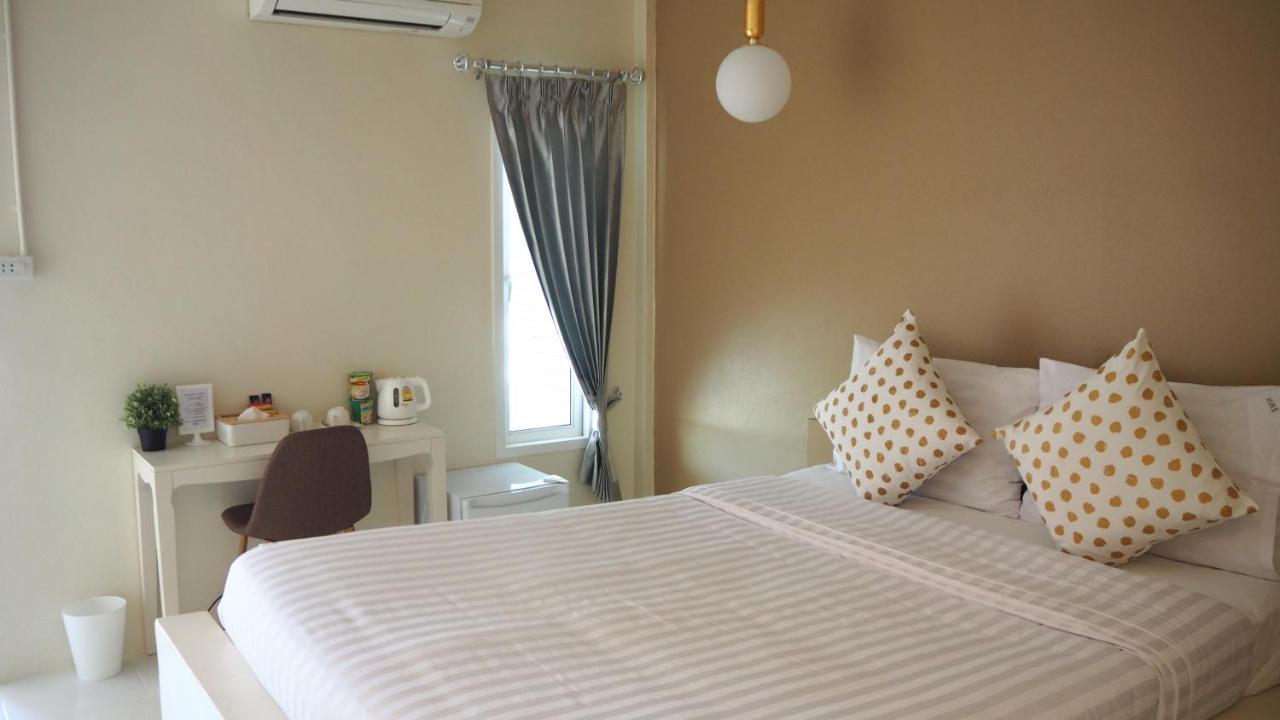 Sichon Modern House Hotel ภายนอก รูปภาพ